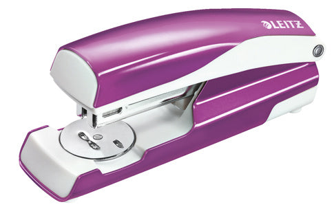 LEITZ Büroheftgerät New NeXXt WOW 5502 30 Blatt Metall violett-metallic
