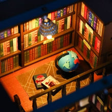 FiguredArt  - Book Nook Bücherei der Seele